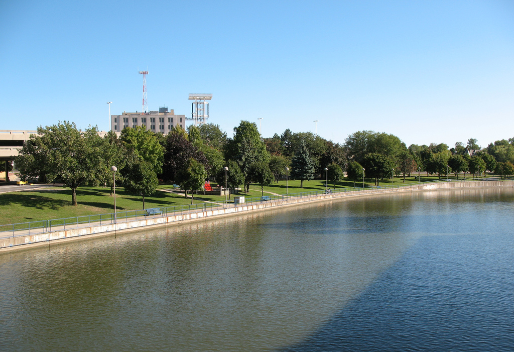 Beach-Garland Street - Flint River Bridge