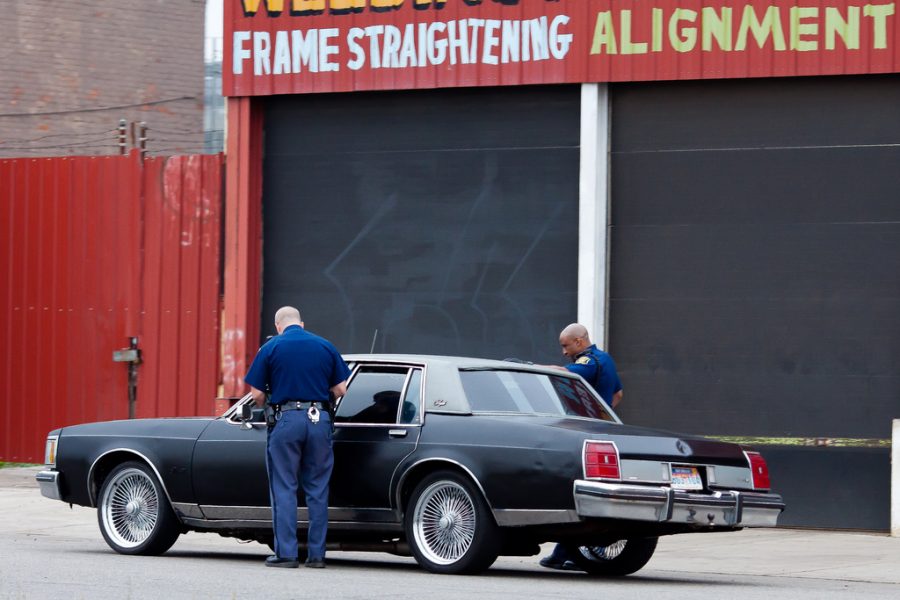 Detroit police stop car