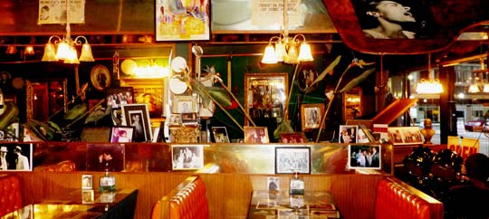 Cafe Dmongos
