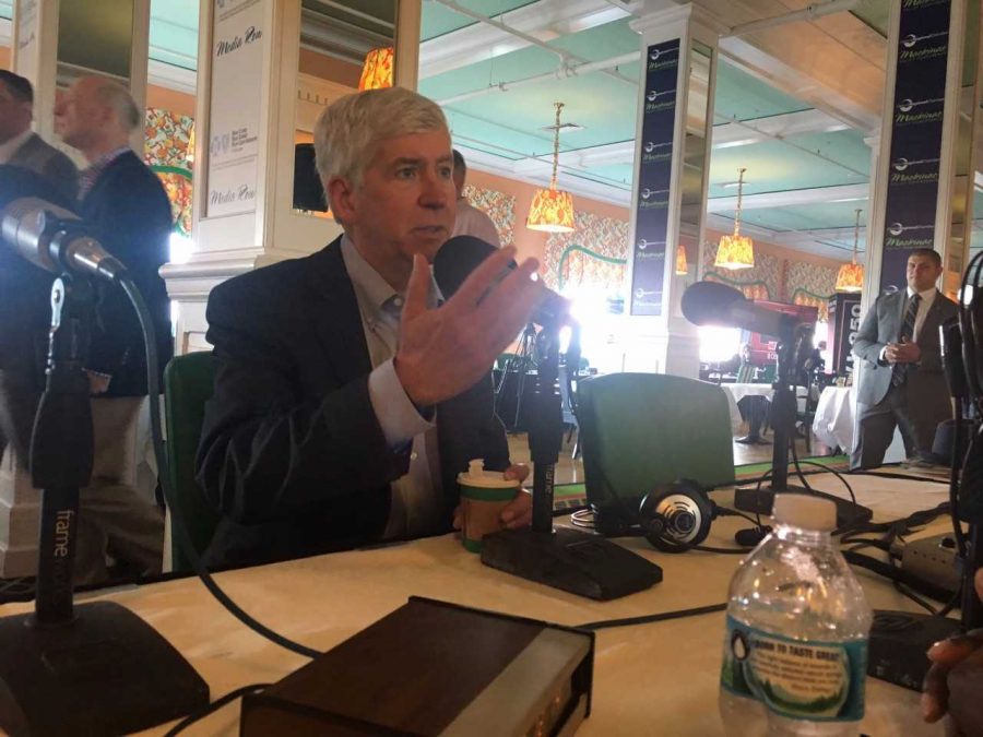 Gov. Rick Snyder Mackinac 2017 2 6.6.17-jn