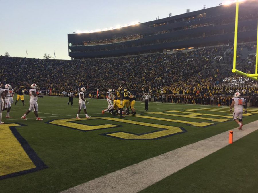 UM vs Illinois 10/04/2017