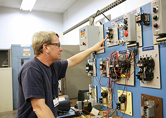Electrician skilled trades prevailing wage bls.gov 5/18/2018