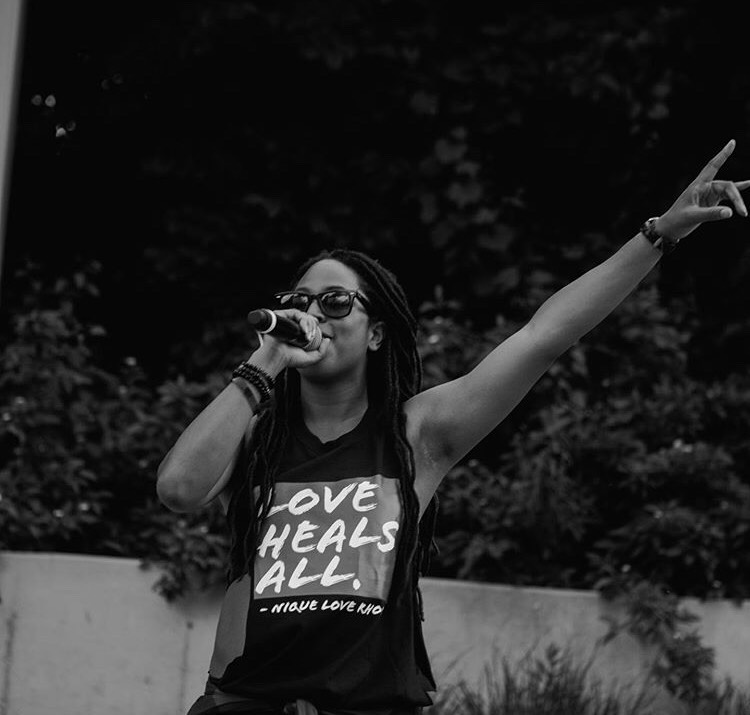 Nique Love Rhodes - artist
