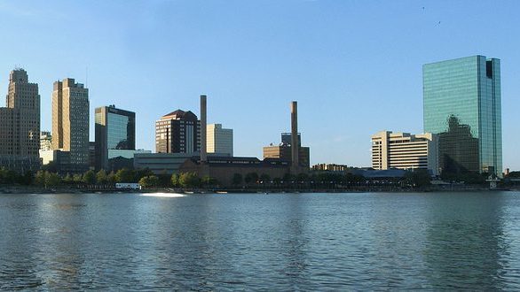 Skyline_of_Toledo,_Ohio