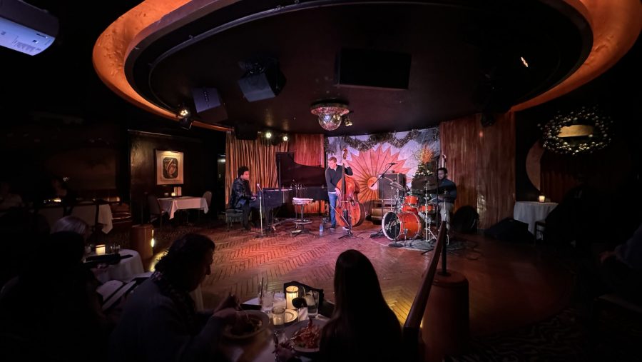 Elew and his band perform onstage at Cliff Bells